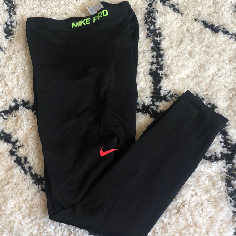 Nike Pro Hyperwarm tight